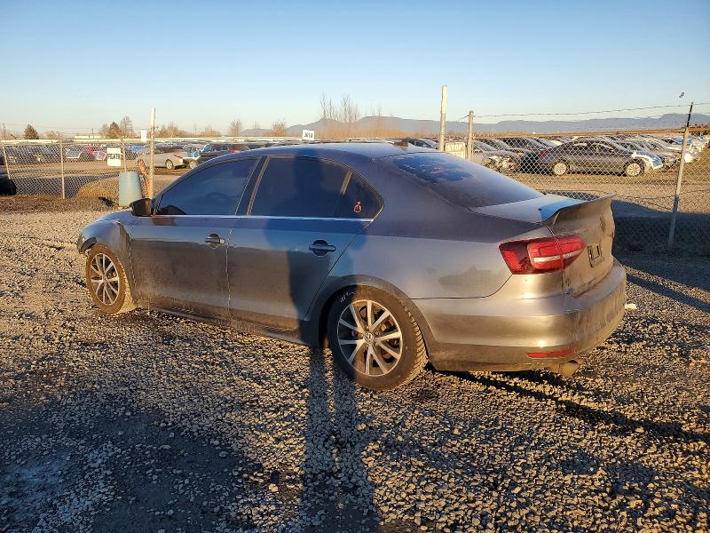 73700145 :رقم المزاد ، 3VWDB7AJ9HM392736 vin ، 2017 Volkswagen Jetta مزاد بيع