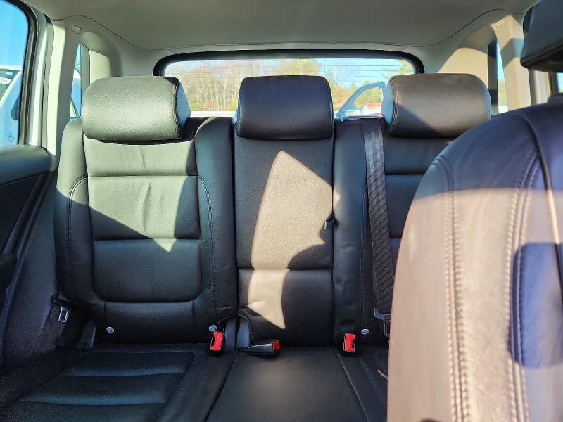 2011 Volkswagen Tiguan მანქანა იყიდება აუქციონზე, vin: WVGBV7AX7BW561354, აუქციონის ნომერი: 99241335