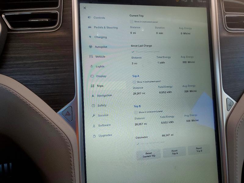 73259305 :رقم المزاد ، 5YJSA1H41FF083208 vin ، 2015 Tesla Model S مزاد بيع