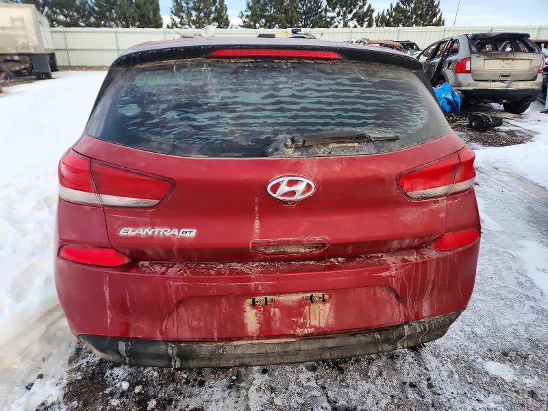 2018 Hyundai Elantra Gt მანქანა იყიდება აუქციონზე, vin: KMHH35LE0JU013268, აუქციონის ნომერი: 99262655