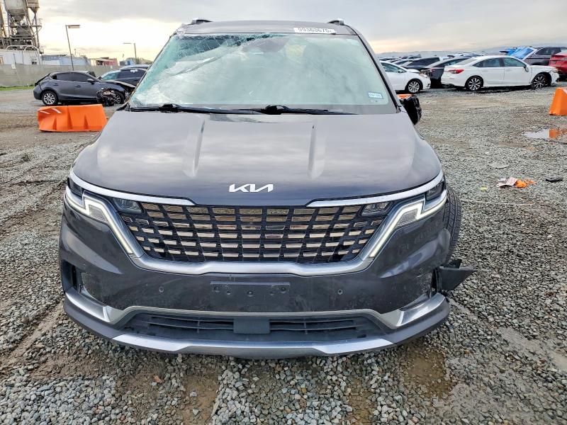 2022 Kia Carnival მანქანა იყიდება აუქციონზე, vin: KNDNE5H32N6084863, აუქციონის ნომერი: 99363675