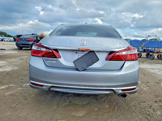 Продаж на аукціоні авто 2017 Honda Accord, vin: 1HGCR2F70HA104286, номер лоту: 98996125