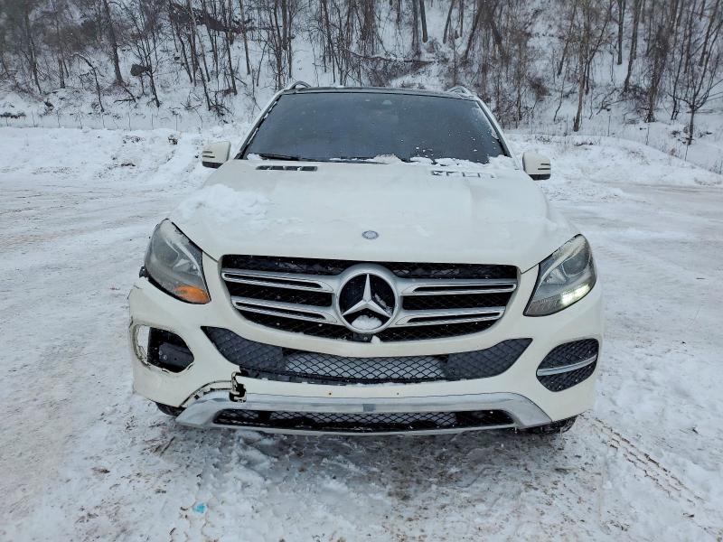 Продажа на аукционе авто 2016 Mercedes-benz Gle, vin: 4JGDA5HB9GA725193, номер лота: 74351895