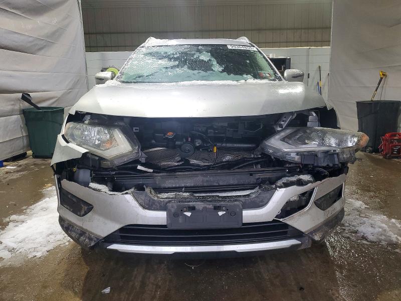 99364855 :رقم المزاد ، JN8AT2MV8JW310820 vin ، 2018 Niss Rogue مزاد بيع