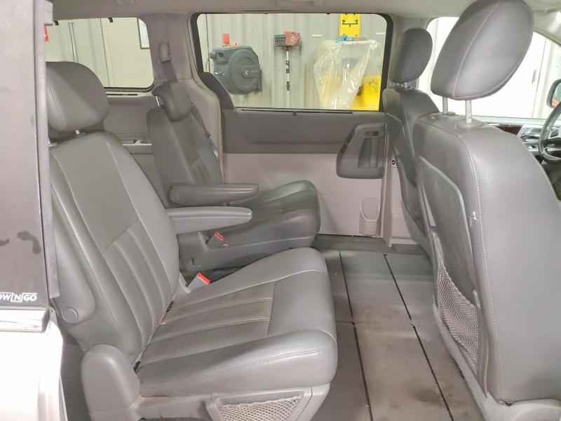 2010 Chrysler Town & Country მანქანა იყიდება აუქციონზე, vin: 2A4RR5D19AR127585, აუქციონის ნომერი: 72877605