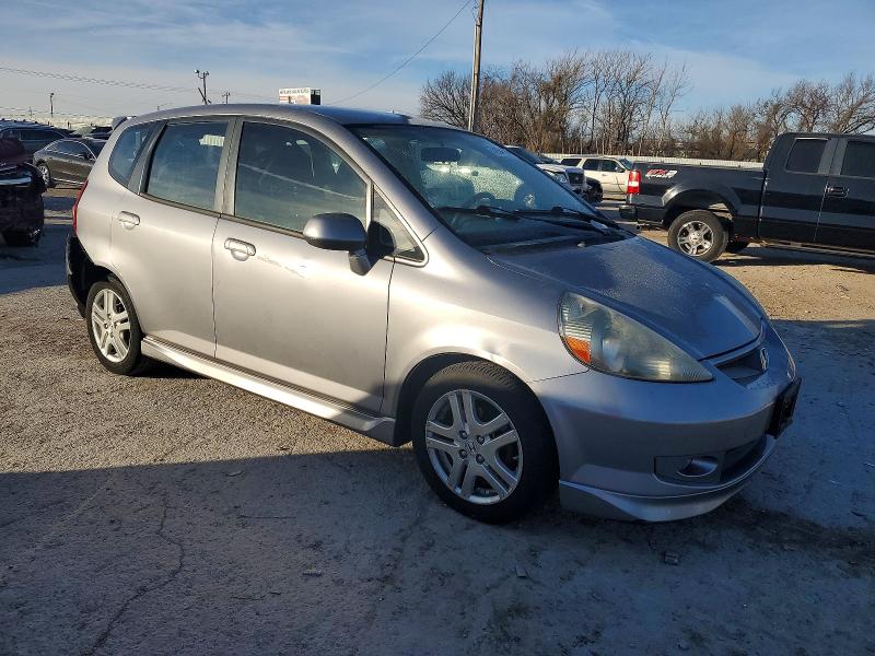 Продажа на аукционе авто 2008 Honda Fit, vin: JHMGD38628S043220, номер лота: 74134735