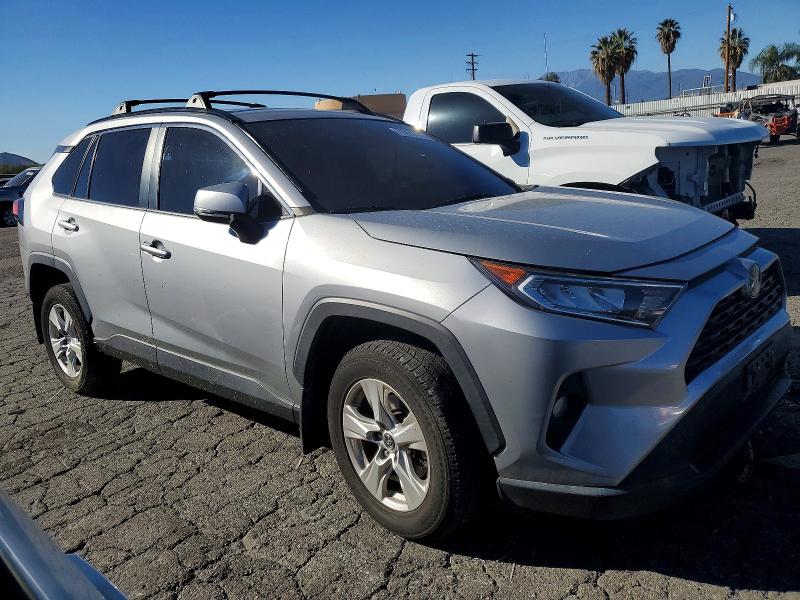 74492415 :رقم المزاد ، 2T3W1RFV0MW110773 vin ، 2021 Toyota Rav4 مزاد بيع