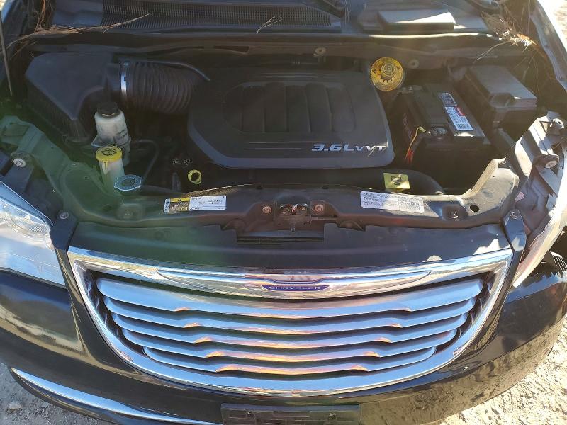 72821725 :رقم المزاد ، 2C4RC1BG8ER238464 vin ، 2014 Chrysler Town & Country مزاد بيع