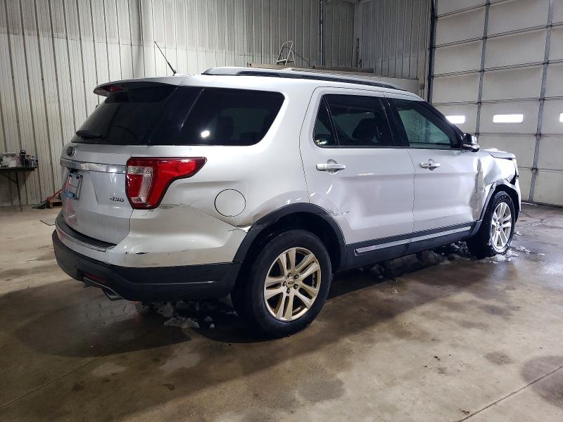 74218945 :رقم المزاد ، 1FM5K8D89JGC15816 vin ، 2018 Ford Explorer X مزاد بيع