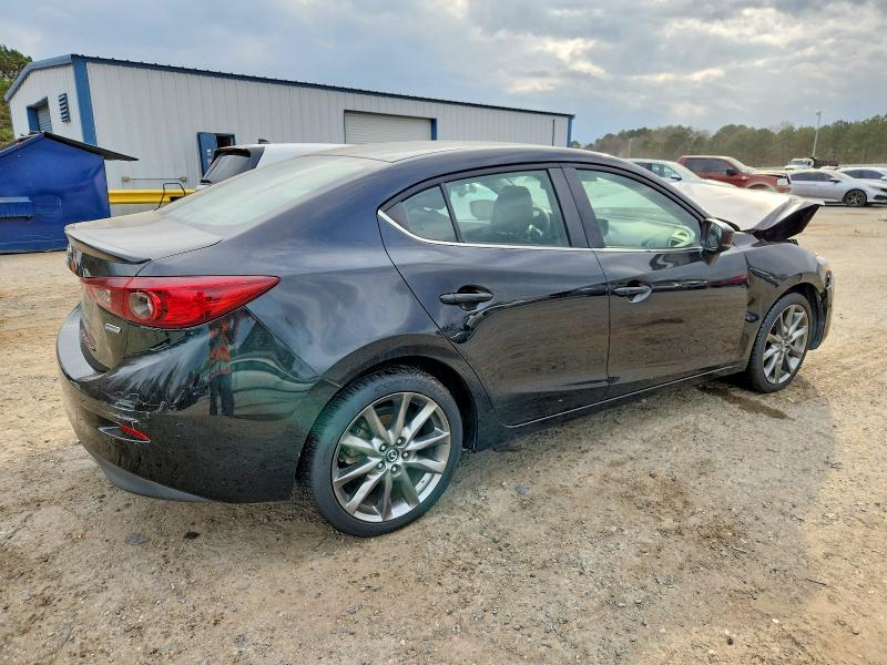 2018 Mazda 3 მანქანა იყიდება აუქციონზე, vin: 3MZBN1V31JM273561, აუქციონის ნომერი: 99629875