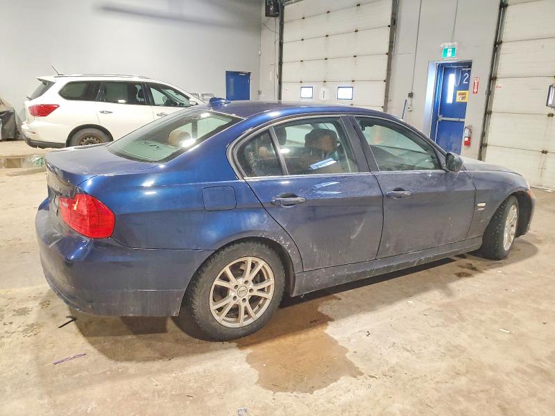 74329095 :رقم المزاد ، WBAPK7C50BF084553 vin ، 2011 Bmw 328 Xi مزاد بيع