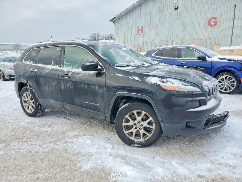 75093045 :رقم المزاد ، 1C4PJMCB1GW157253 vin ، 2016 Jeep Cherokee مزاد بيع