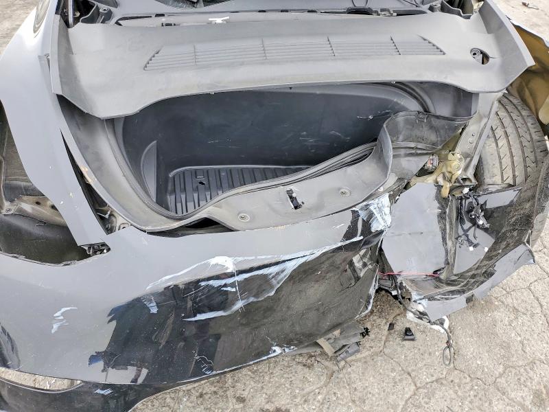 2024 Tesla Model Y მანქანა იყიდება აუქციონზე, vin: 7SAYGDEF1RF051379, აუქციონის ნომერი: 74260155