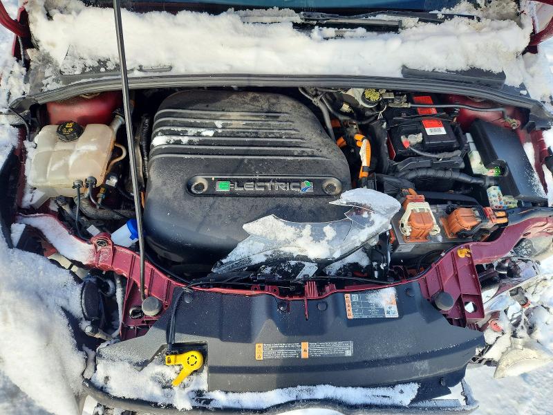 Продажа на аукционе авто 2017 Ford Focus, vin: 1FADP3R48HL261056, номер лота: 73593145