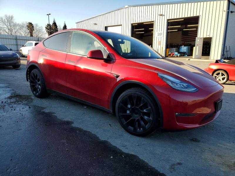 72813825 :رقم المزاد ، 5YJYGDEE8MF206491 vin ، 2021 Tesla Model Y مزاد بيع