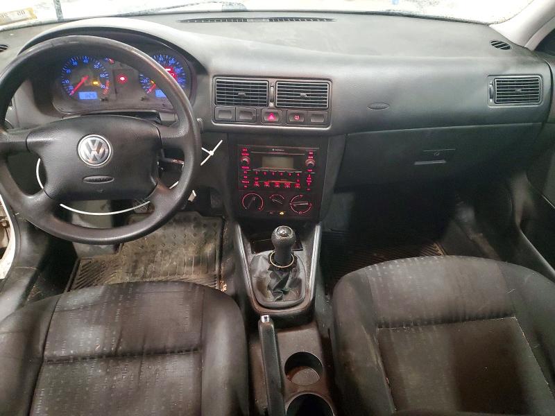 74111835 :رقم المزاد ، 9BWFL61JX64012238 vin ، 2006 Volkswagen Golf مزاد بيع