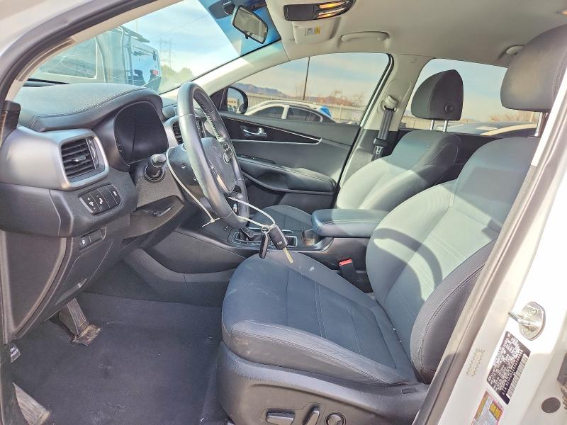 2019 Kia Sorento მანქანა იყიდება აუქციონზე, vin: 5XYPGDA54KG584430, აუქციონის ნომერი: 75195595
