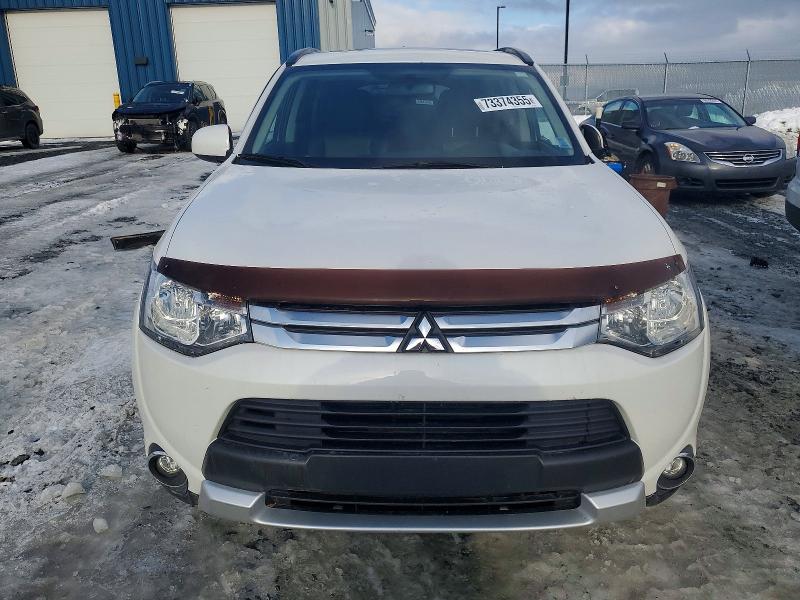 73374355 :رقم المزاد ، JA4AZ2A3XFZ601154 vin ، 2015 Mitsubishi Outlander مزاد بيع