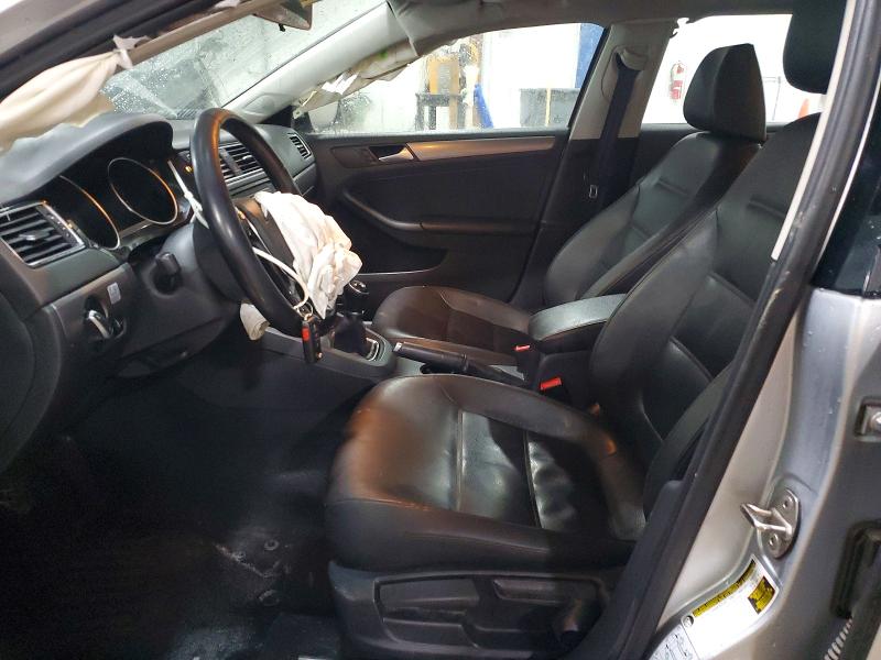 99317675 :رقم المزاد ، 3VW3A7AJ7FM245410 vin ، 2015 Volkswagen Jetta Tdi مزاد بيع