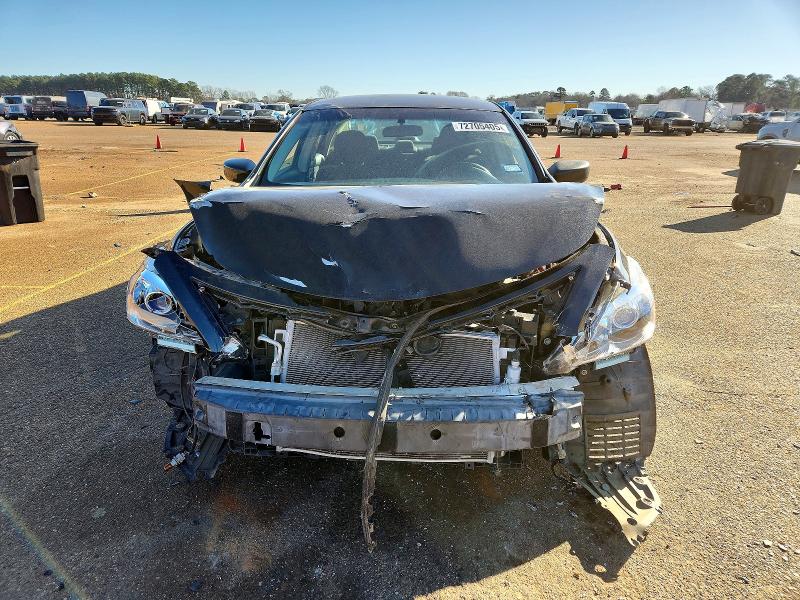 2013 Nissan Altima მანქანა იყიდება აუქციონზე, vin: 1N4AL3AP2DN425744, აუქციონის ნომერი: 72705405
