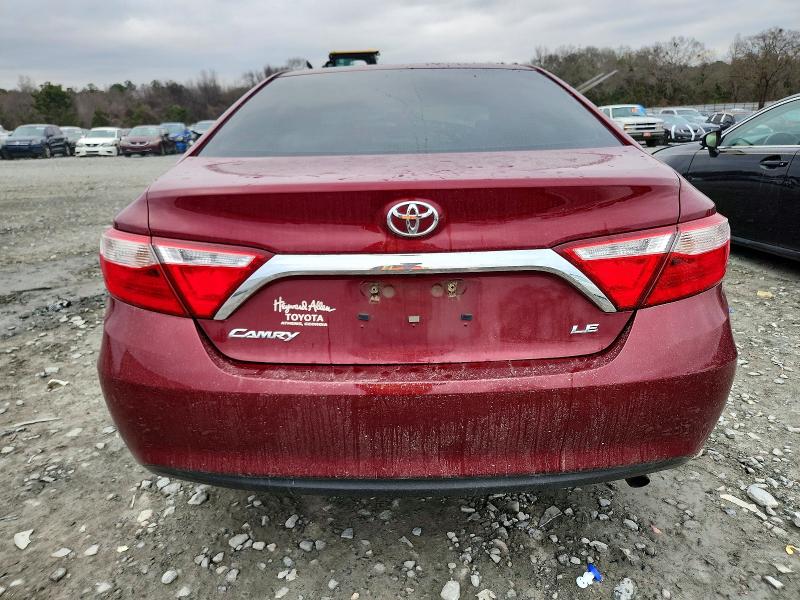 74371125 :رقم المزاد ، 4T1BF1FK6HU686521 vin ، 2017 Toyota Camry مزاد بيع