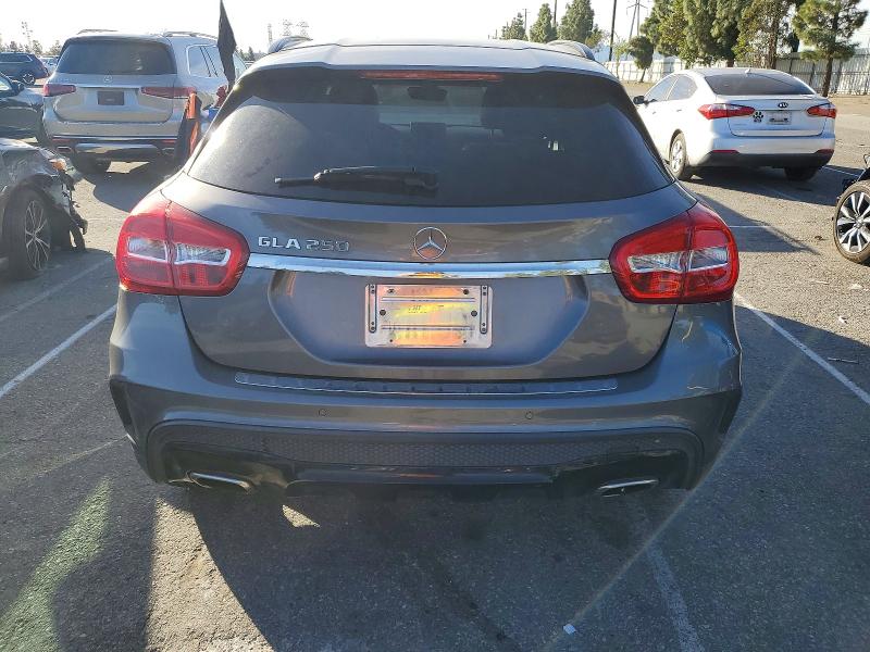 72700185 :رقم المزاد ، WDCTG4EB2HJ290896 vin ، 2017 Mercedes-benz Gla مزاد بيع