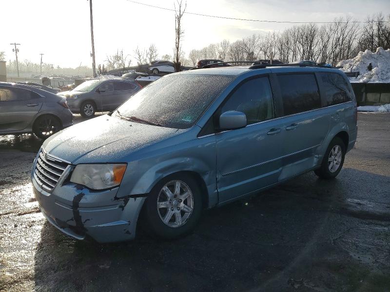 99699635 :رقم المزاد ، 2A4RR5DX7AR329541 vin ، 2010 Chrysler Town & Country مزاد بيع