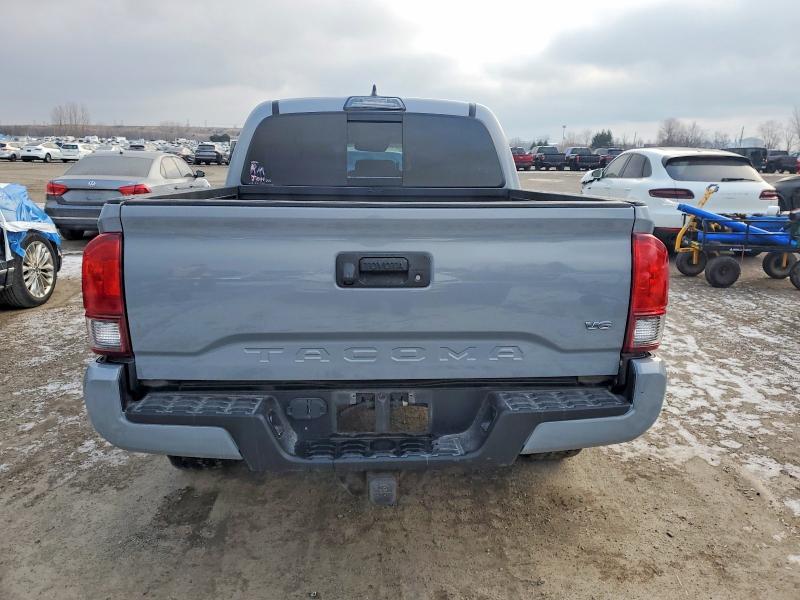 Продажа на аукционе авто 2018 Toyota Tacoma, vin: 5TFCZ5ANXJX159983, номер лота: 72729205