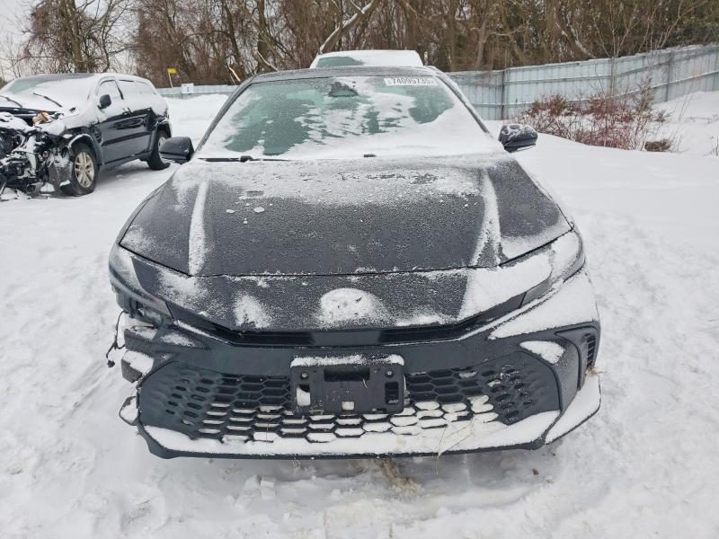 74095735 :رقم المزاد ، 4T1DBADK4SU032860 vin ، 2025 Toyota Camry مزاد بيع