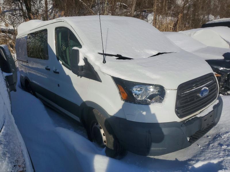 2015 Ford Transit მანქანა იყიდება აუქციონზე, vin: 1FTNE1YG9FKA36118, აუქციონის ნომერი: 72965095