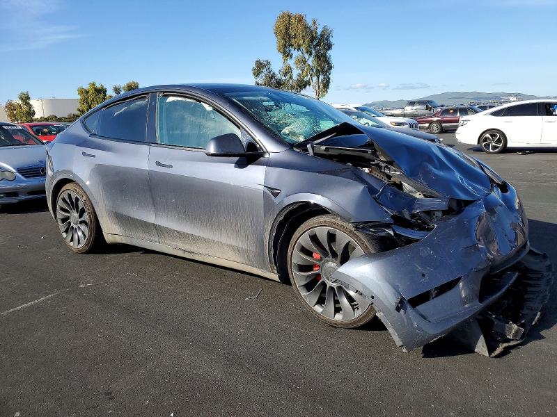75090825 :رقم المزاد ، 7SAYGDEF8NF511504 vin ، 2022 Tesla Model Y مزاد بيع
