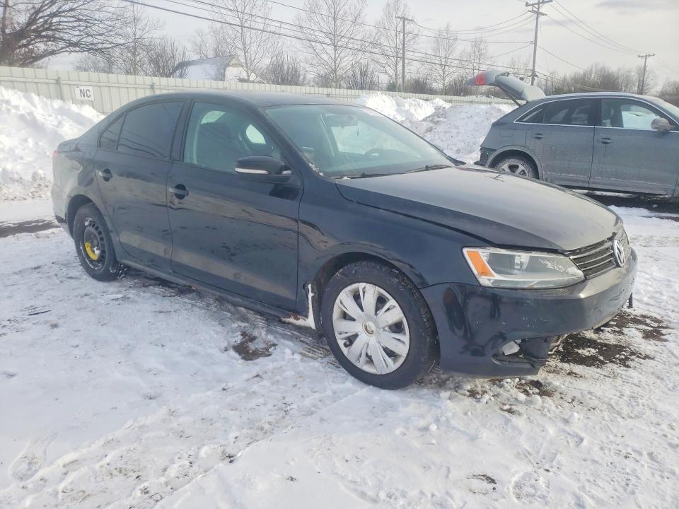74792165 :رقم المزاد ، 3VWDX7AJ3BM357201 vin ، 2011 Volkswagen Jetta مزاد بيع