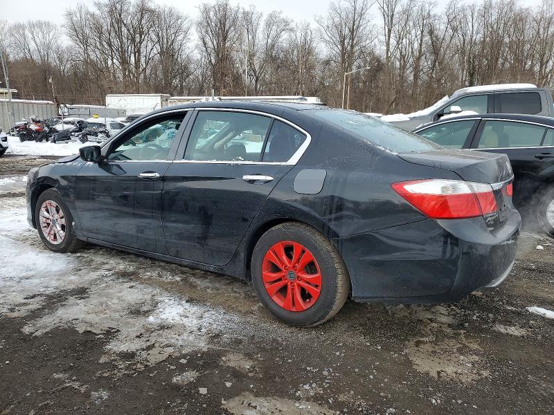 74853615 :رقم المزاد ، 1HGCR2F30FA173392 vin ، 2015 Honda Accord مزاد بيع