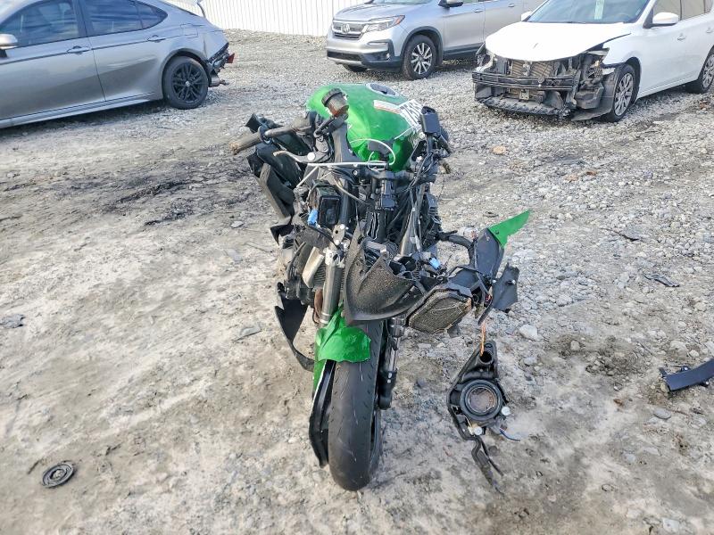75151645 :رقم المزاد ، JKAZXBJ15SA000234 vin ، 2025 Kawasaki Zx1100 مزاد بيع