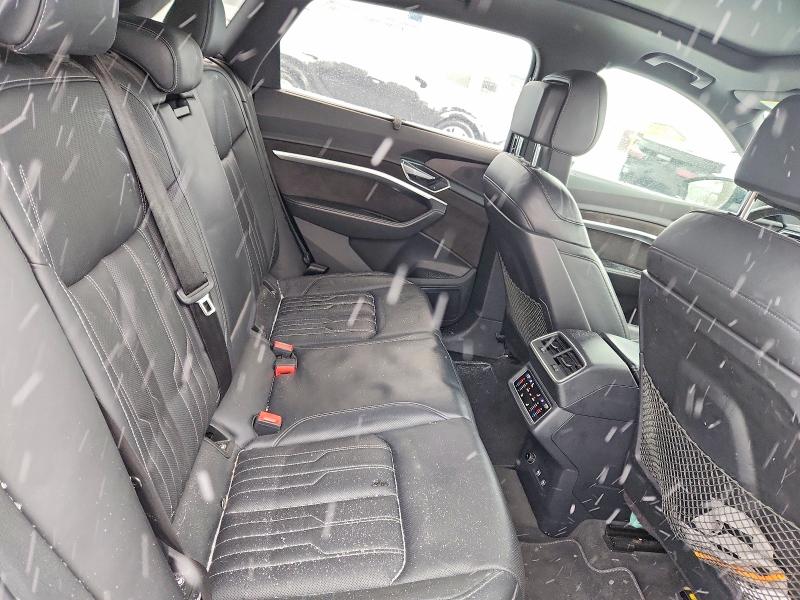 Продаж на аукціоні авто 2019 Audi E-tron, vin: WA1VAAGE0KB008742, номер лоту: 99423245