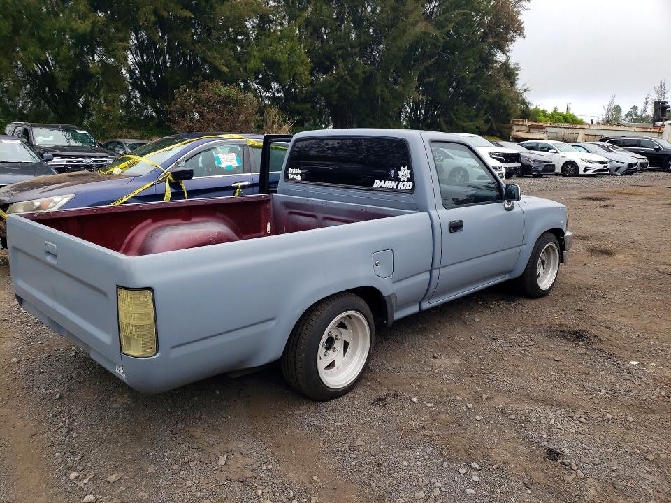 75640365 :رقم المزاد ، 4TARN81A3PZ074710 vin ، 1993 Toyota Pickup مزاد بيع