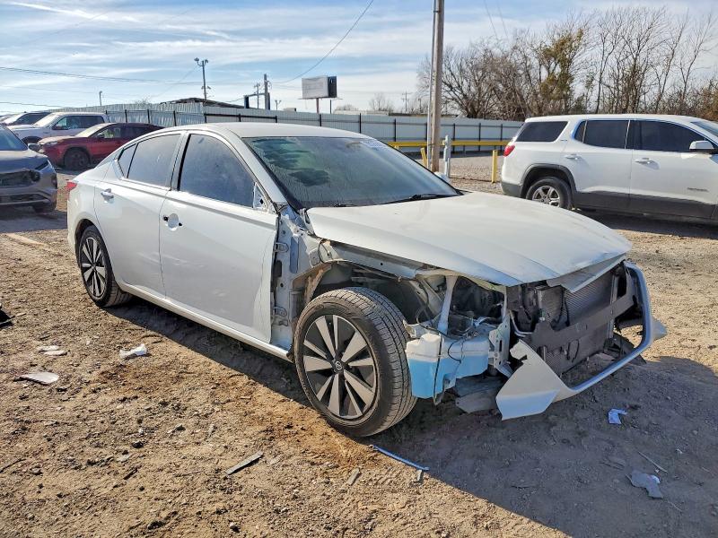 2021 Nissan Altima მანქანა იყიდება აუქციონზე, vin: 1N4BL4DV4MN411963, აუქციონის ნომერი: 98380885