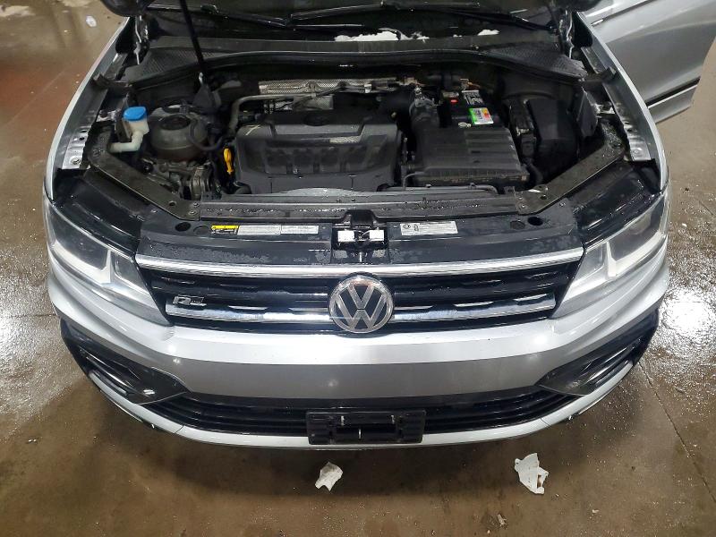 73999615 :رقم المزاد ، 3VV2B7AX8LM106531 vin ، 2020 Volkswagen Tiguan مزاد بيع