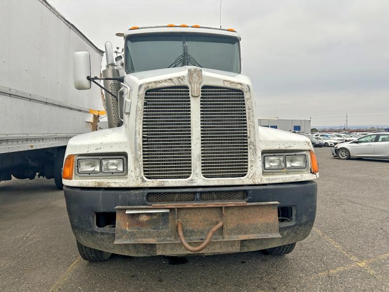 Продажа на аукционе авто 2000 Kenworth T600, vin: 3WKAD69X0YF831010, номер лота: 73321095