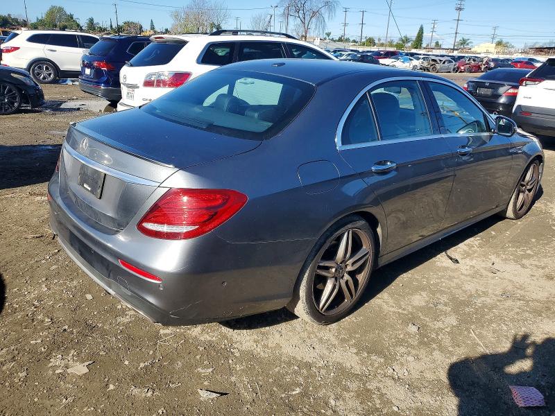 2018 Mercedes-benz E 300 მანქანა იყიდება აუქციონზე, vin: WDDZF4JB5JA335625, აუქციონის ნომერი: 99332895