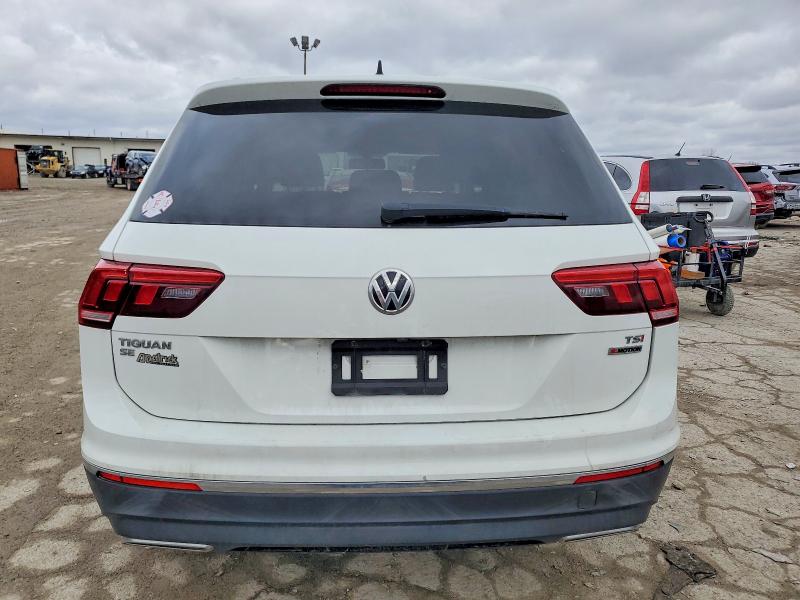 Продаж на аукціоні авто 2018 Volkswagen Tiguan, vin: 3VV2B7AX9JM191263, номер лоту: 72186975