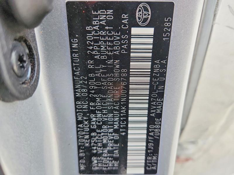 97982685 :رقم المزاد ، 4T1C11AK1NU076788 vin ، 2022 Toyota Camry مزاد بيع
