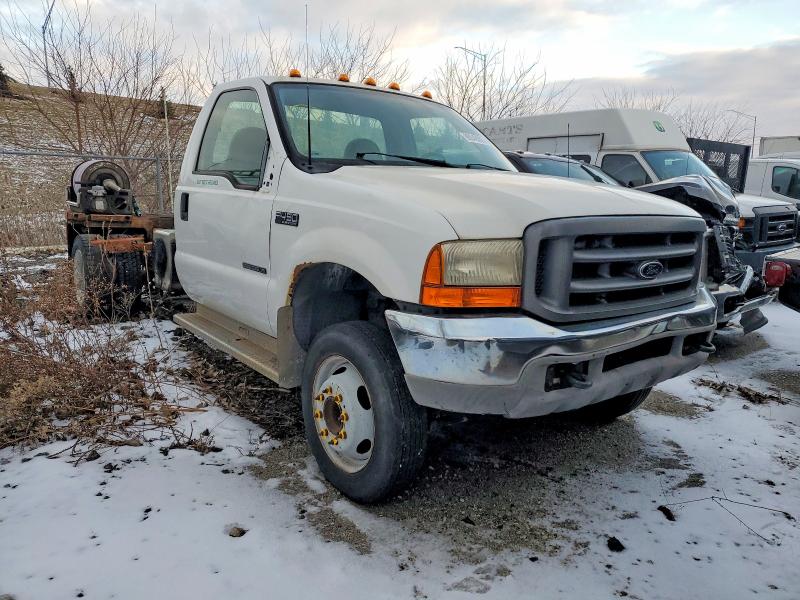 98049005 :رقم المزاد ، 1FDXF46F51EA21474 vin ، 2001 Ford F450 مزاد بيع