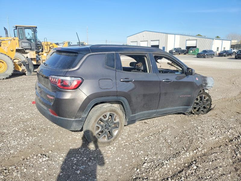 Продаж на аукціоні авто 2018 Jeep Compass, vin: 3C4NJDDB9JT246698, номер лоту: 99627925