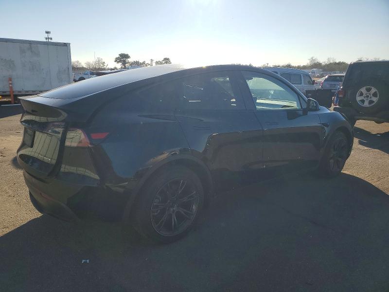 2025 Tesla Model Y მანქანა იყიდება აუქციონზე, vin: 7SAYGDEE7SF306484, აუქციონის ნომერი: 99900975