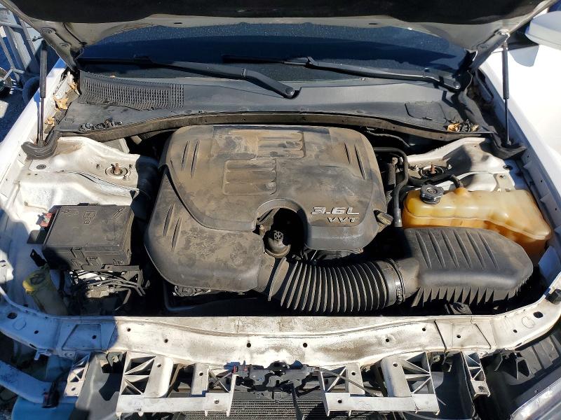 Aukcja sprzedaży 2015 Chrysler 300, vin: 2C3CCABG2FH820335, numer aukcji: 99850295