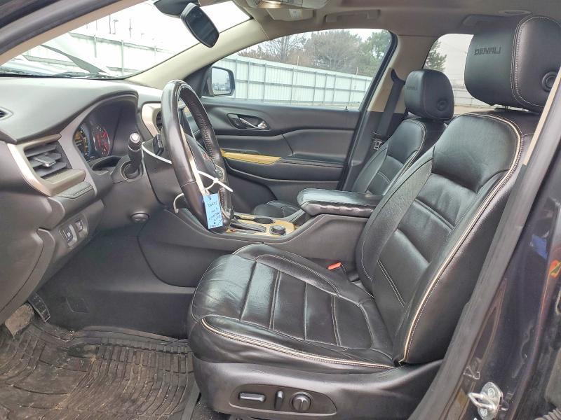 72166315 :رقم المزاد ، 1GKKNPLS2HZ272240 vin ، 2017 Gmc Acadia مزاد بيع