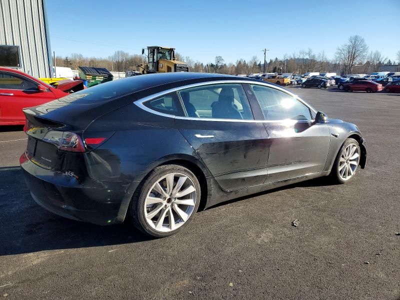 Продажа на аукционе авто 2018 Tesla Model 3, vin: 5YJ3E1EB6JF186712, номер лота: 72962505