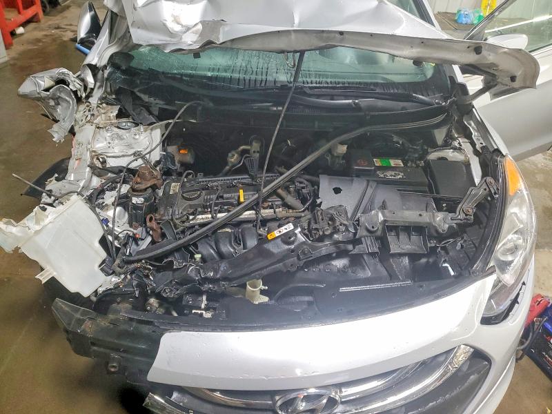 2013 Hyundai Elantra Gt მანქანა იყიდება აუქციონზე, vin: KMHD35LE9DU054257, აუქციონის ნომერი: 97860115