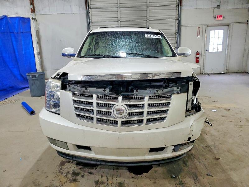 Продаж на аукціоні авто 2008 Cadillac Escalade, vin: 1GYEC63848R213262, номер лоту: 72774815